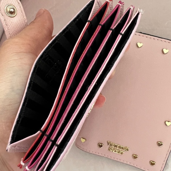 Victoria's Secret wallet and passport case bundle - Picture 5 of 6